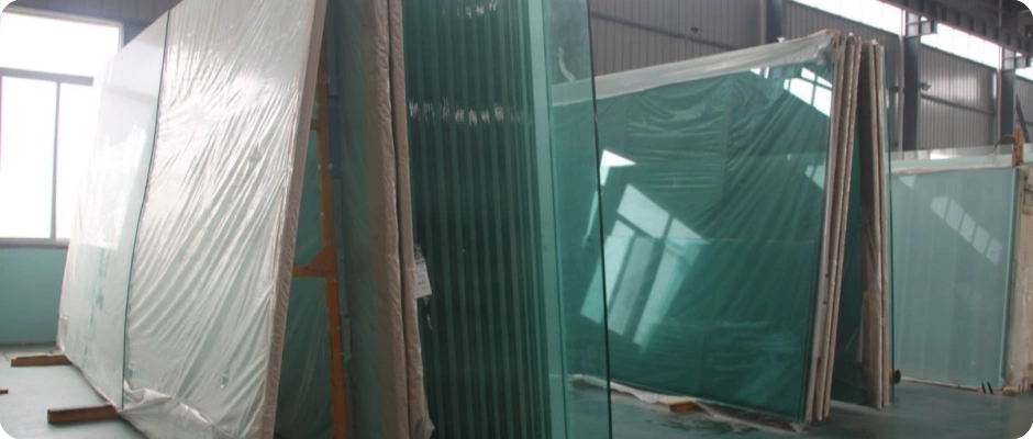 Raw glass sheet
